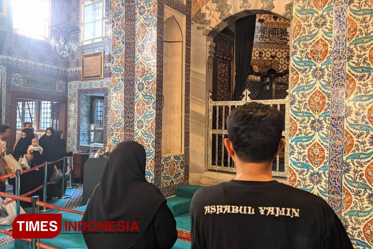 Mengunjungi Makam Ayyub Al-Anshari, Kuburan Sahabat Nabi Kebanggaan Warga Turki
