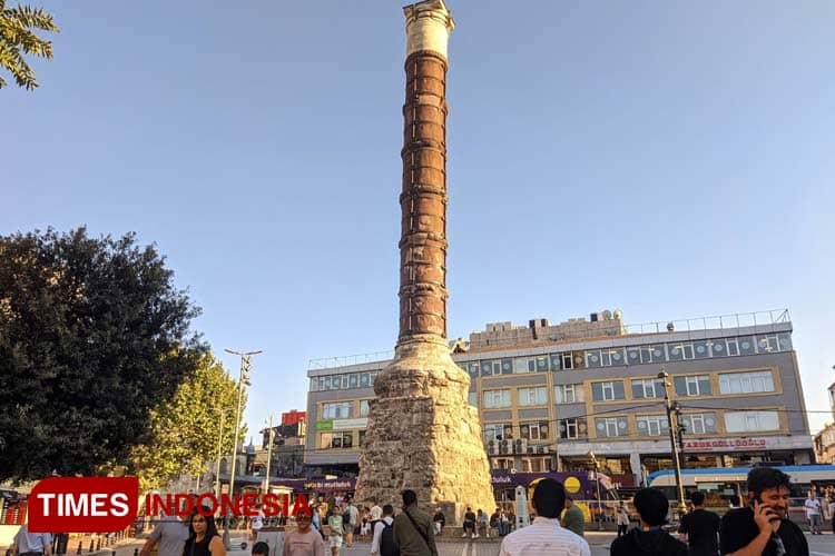 Menilik Kisah Monumen Chamberli Tash, Jejak Kekaisaran Romawi di Istanbul