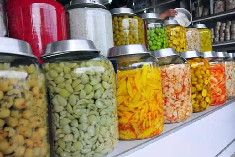 3 Rekomendasi Oleh-oleh Khas Cianjur, Ada Tauco hingga Manisan