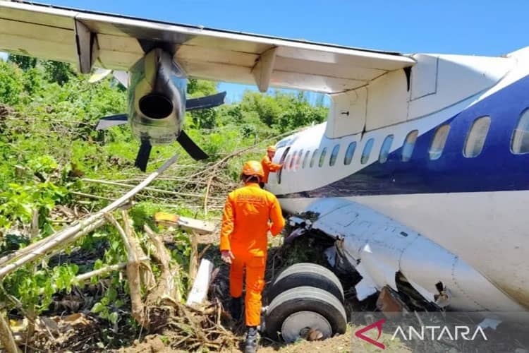 Pesawat Trigana Air Tergelincir di Bandara Kepulauan Yapen, Seluruh Penumpang Selamat