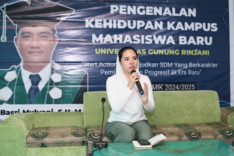 Rannya Agustyra Kristiono Berbagi Wawasan di PKKMB Universitas Gunung Rinjani