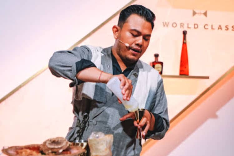 Ukir Sejarah Baru, Manajer Bar Syrco BASÈ Sabet Juara 2 Bartending Terbesar di Dunia