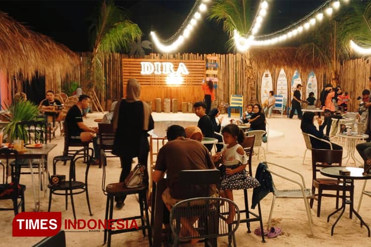 Baru Dibuka, Dira Beach Jember Tawarkan Tempat Nongkrong Santai di Kota Bernuansa Pantai