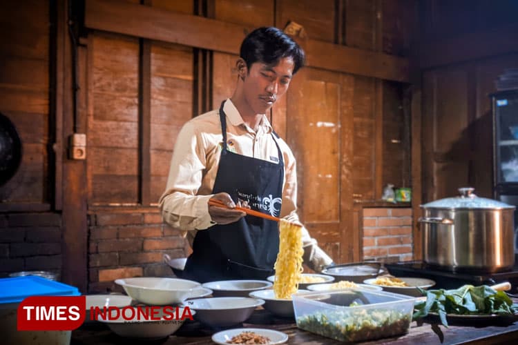 Sensasi Mie Enthog, Menu Spesial Balkondes Ngadiharjo Borobudur Magelang
