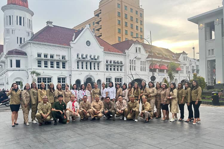 16 Hotel Dibawah Naungan Archipelago Rayakan Hari Pahlawan Bersama Para Veteran di Surabaya