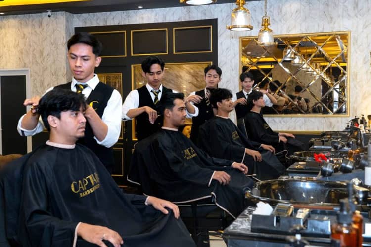 Rekomendasi Barbershop Surabaya untuk Tampil Maksimal di Tahu Baru