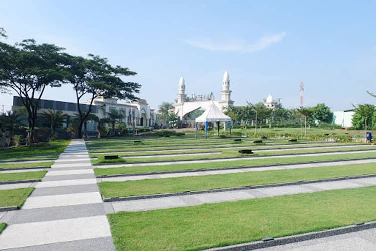 Kenapa Perawatan Makam Itu Penting? Ini 5 Alasan Utamanya