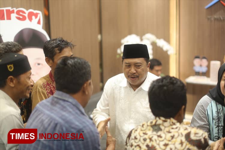 Ribuan Masyarakat Jombang Berbondong-Bondong Temui Bupati Terpilih Warsubi