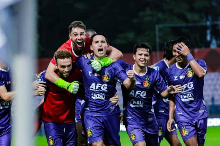 Bungkam Semen Padang 3-1, Persik Kediri Hattrick Kemenangan di Kandang