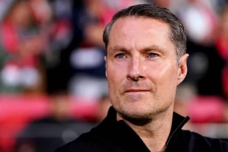 Feyenoord Pecat Pelatih Brian Priske Jelang Playoff Liga Champions Melawan AC Milan