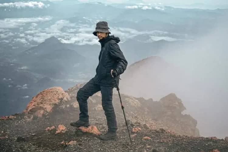 Penanyi Fiersa Besari Bagikan Kisah Tentang Tragedi Pendakian Carstenz