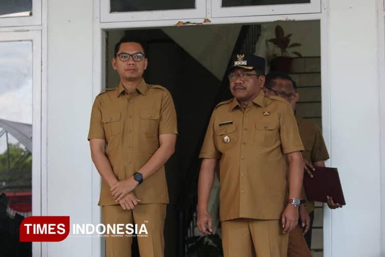 Hari Pertama Masuk Kantor, Bupati Sumba Timur Umbu Lili Pekuwali Pimpin Apel Kekuatan Perdana