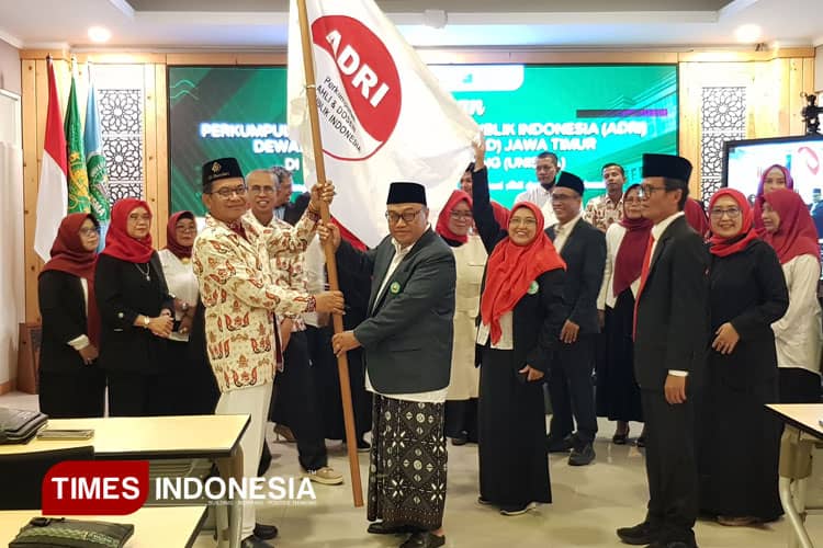 Rektor Unisma Prof Junaidi Dilantik sebagai Ketua DPD ADRI Jawa Timur