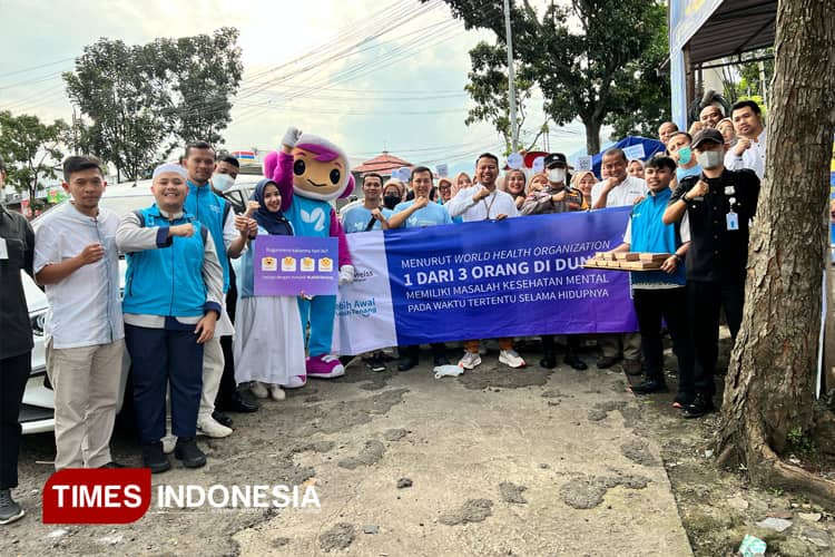 Rumah Sakit Edelweiss Cianjur Gelar Aksi Berbagi Takjil dan Edukasi Kesehatan Mental
