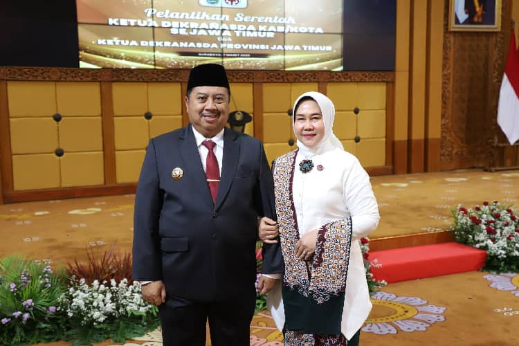 Subhanalloh! Warsubi Pilih Salurkan Semua Gaji Sebagai Bupati Jombang untuk Rakyat