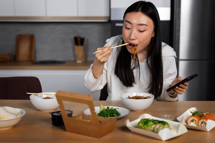 Perhatikan, Kecepatan Makan Bisa Pengaruhi Kesehatan Anda