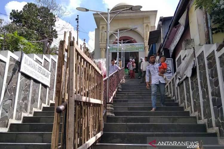 Menelusuri Jejak Wali Songo di Jawa Tengah, Wisata Sejarah dan Spiritualitas