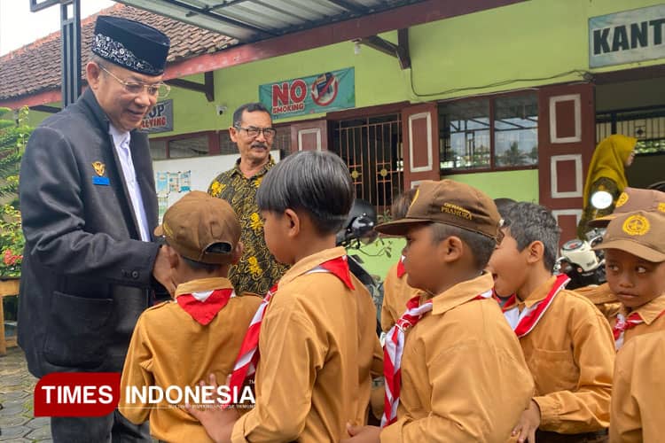 Pimpinan DPRD Banyuwangi Sidak Sekolah Rusak