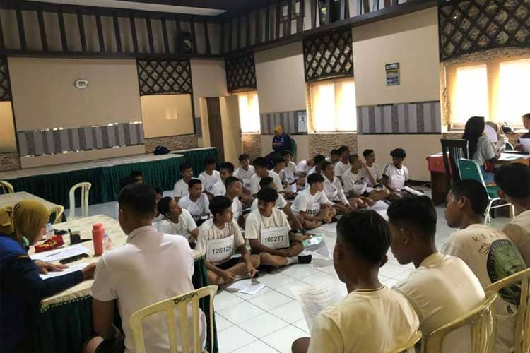 Seleksi Calon Paskibraka Kabupaten Probolinggo, Ratusan Pelajar Jalani Tes Kesehatan dan Parade