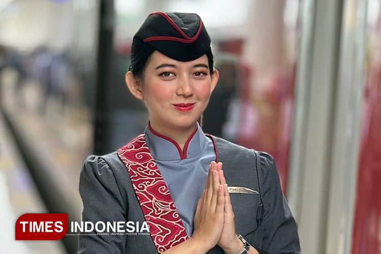 Kisah Briggita Alicia, Pramugari Kereta Cepat Whoosh yang Juga Pebisnis Tour and Travel