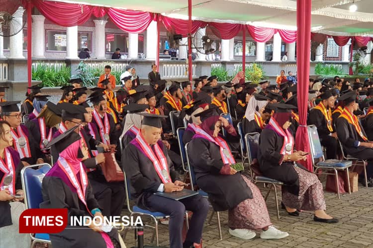 26 Persen Wisudawan STIE Malangkucecwara Sudah Bekerja Sebelum Lulus