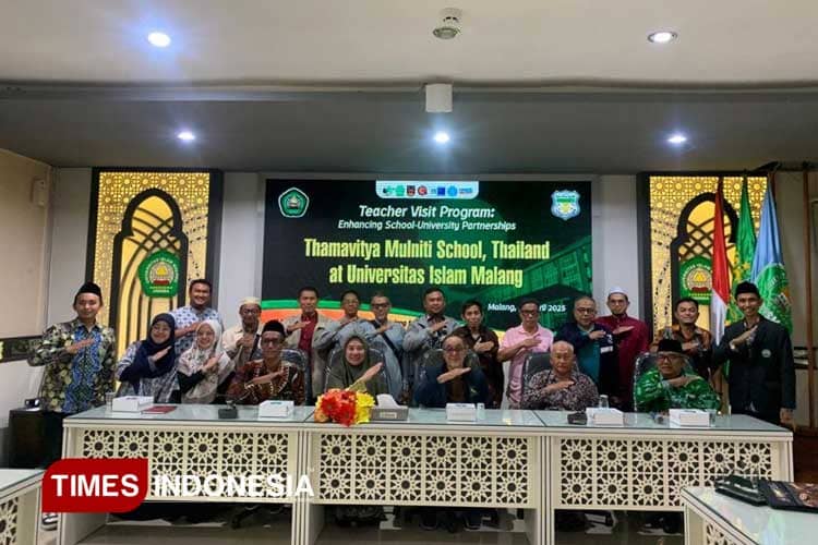 Unisma Malang Terima Kunjungan Delegasi Thamavitya Mulniti School Thailand