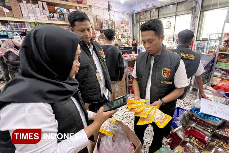 30 Bungkus Makanan Mengandung Babi Ditemukan di Minimarket Banyuwangi