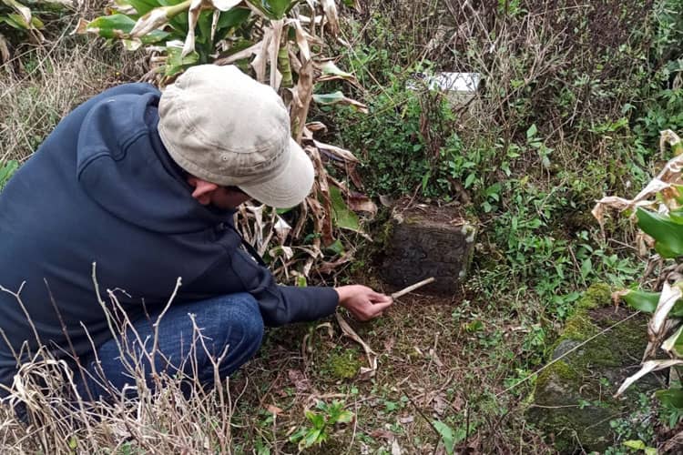 Warga Batur Banjarnegara Temukan Bebatuan Diduga Struktur Bangunan Candi di Makam
