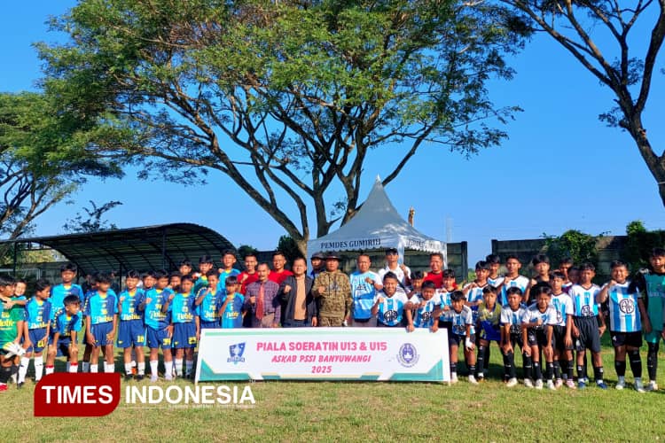 Kick Off Perdana Piala Soeratin Cup 2025 Askab PSSI Banyuwangi Resmi Dimulai