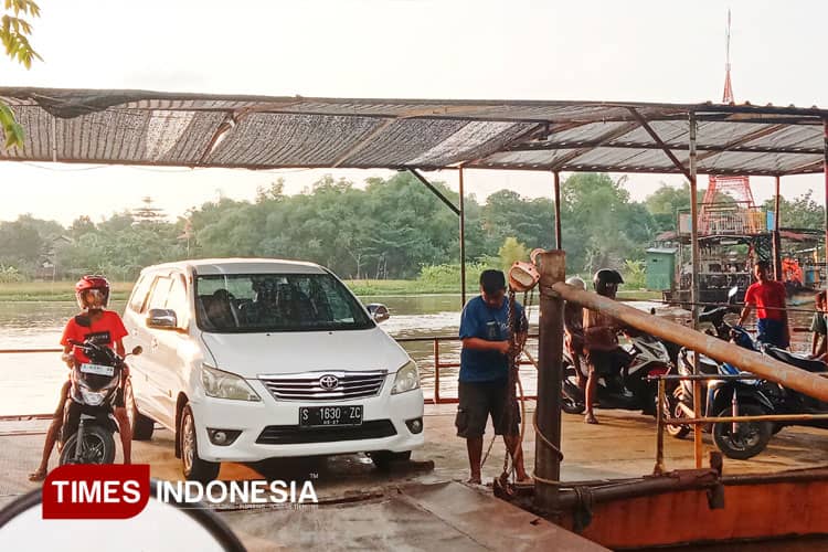 Kala Perahu Masih Diminati Sebagai Penyambung Jalur Munung Nganjuk - Megaluh Jombang