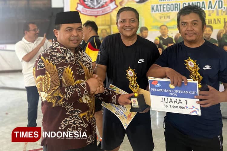 Wawali Bontang Agus Haris Tutup Turnamen Tenis Meja PTM Pelabuhan Cup I
