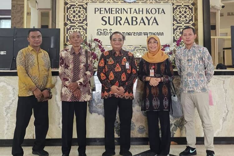 Bupati Kediri Gandeng Pemkot Surabaya Kerjasama Pertanian Cabe