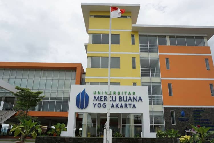 Sepuluh Dosen UMBY Raih Pendanaan Kemdikbudristek 2025, Siap Kembangkan Inovasi dan Berdayakan Masyarakat