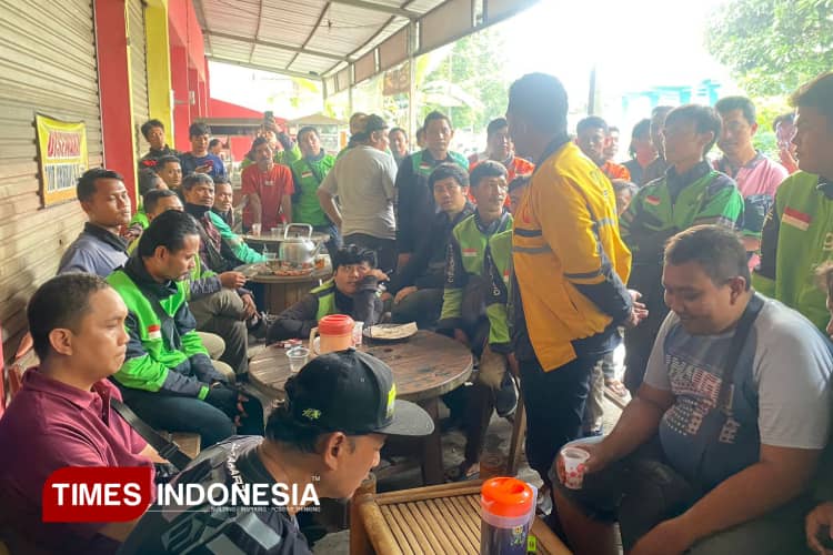 BPJS Ketenagakerjaan Jember Gelar Sosialisasi Jaminan Sosial ke Puluhan Driver Ojol