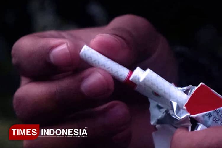 Hisap Rokok Ilegal, Penjara 5 Tahun dan Denda Rp200 Juta Mengintai!