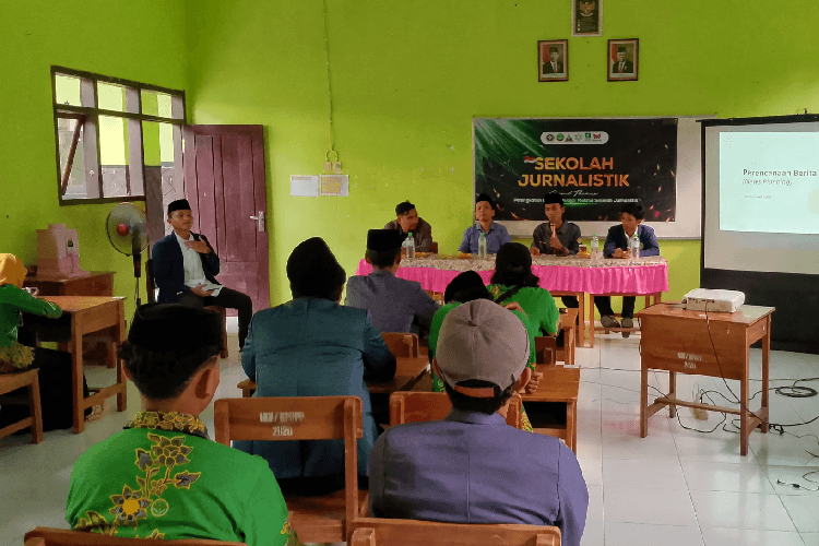 Sekolah Jurnalistik, Langkah Nyata Pelajar NU Probolinggo Bangun Literasi Media