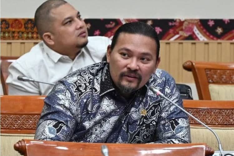 HUT ke-79 Bhayangkara, Martin Tumbelaka: Polri Harus Jadi Polisi Rakyat Seperti Amanat Presiden Prabowo