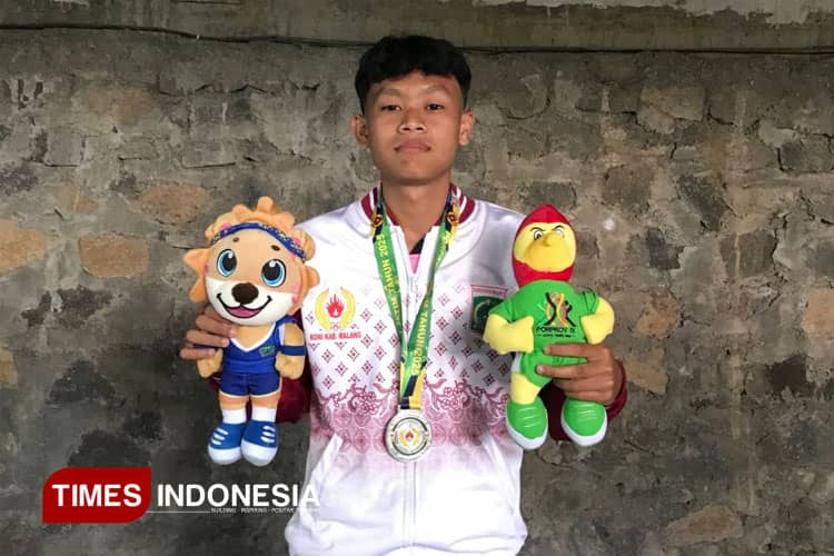 Keren, Mahasiswa Agribisnis UNISMA Raih Medali Perak di PORPROV Jatim 2025 Cabang Hockey Outdoor