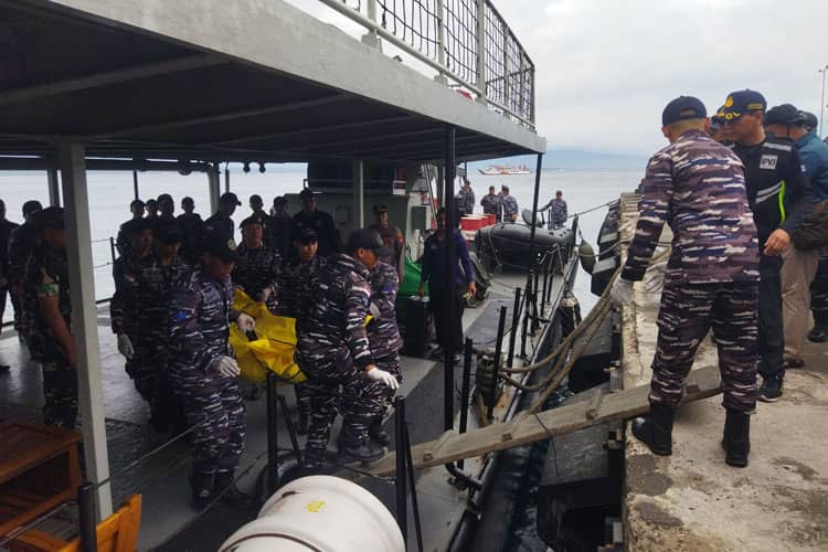 Tim SAR Gabungan Temukan Satu Jasad Mengapung Sejauh 6 Mil dari KMP Tunu Pratama Jaya