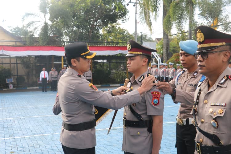 Kapolsek Ngadirojo dan Punung Berganti, Kapolres Pacitan Apresiasi Anggota Berprestasi