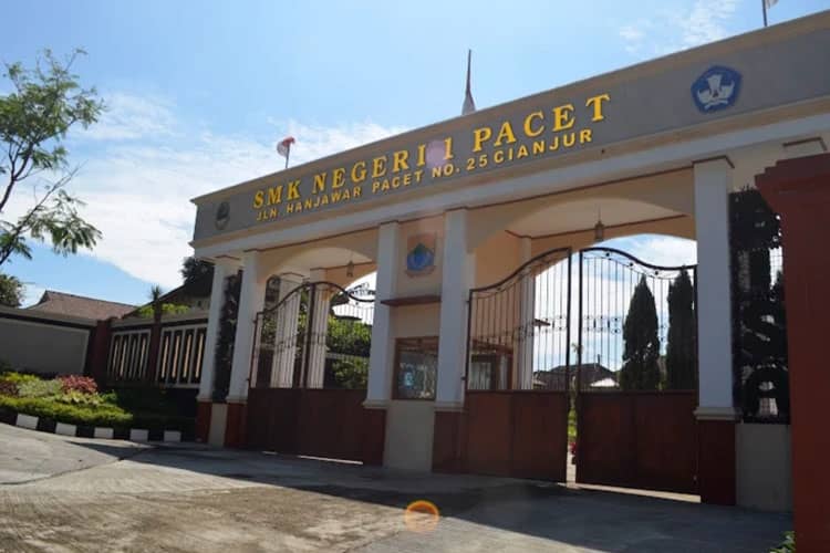 Tahun Ajaran Baru, Jam Masuk Sekolah di Jabar Resmi Dimulai Pukul 06.30 WIB