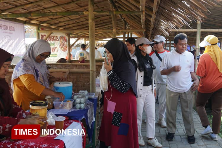 Eat, Mingle, and Belong: Jogja’s Pasar Minggu Experience