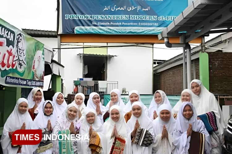 El-Fira Hybrid Hadirkan Pesantren Masa Depan, Satukan Nilai Ibadah dan Muamalah