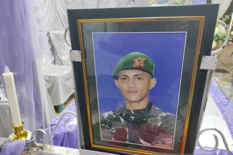 Prada Lucky Tewas Dicambuk Senior: Empat Anggota TNI Ditahan, Orang Tua Tuntut Hukum Mati Pelaku