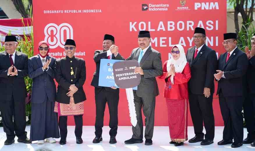 PNM dan BAZNAS Kolaborasi Melayani Negeri, Salurkan 6 Ambulans Gratis