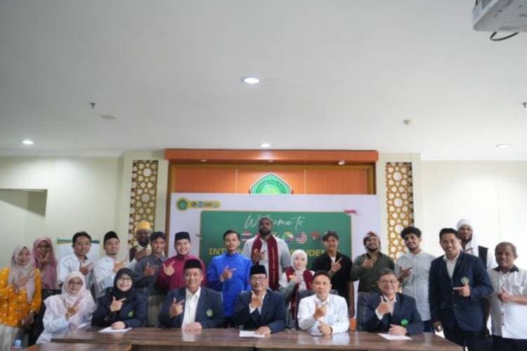 11 Mahasiswa Asing Mulai Kuliah di UIN Malang, Ikuti PBAK dan Kontrak Beasiswa ISS