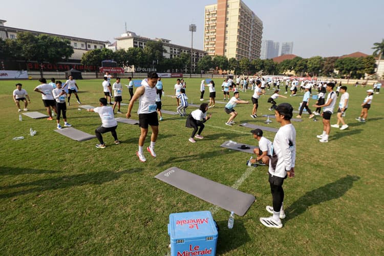 Siap Pecahkan Rekor Pribadi di JRF 2025, Ratusan Pelari Le Minerale Running Squad Latihan Intensif