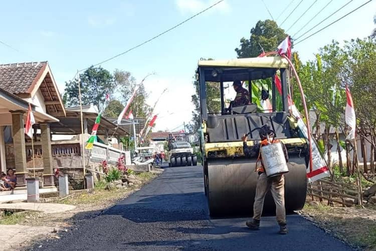 Jalan Krucil-Tambelang Tuntas Lebih Cepat, Jadi Proyek Termahal Kedua di Probolinggo