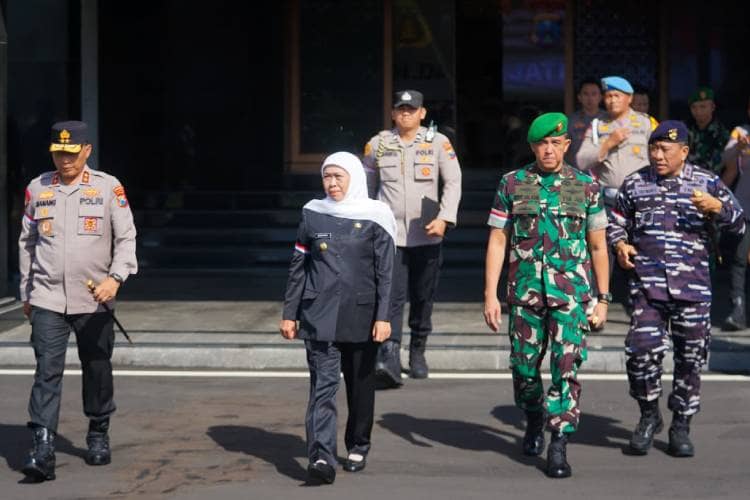 Gubernur Khofifah Meyakini Dalang Perusak Gedung Grahadi Bukan Warga Jatim