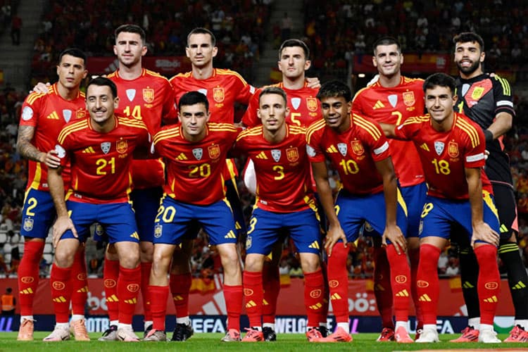 Spanyol Geser Argentina, Puncaki Peringkat FIFA untuk Pertama Kali dalam 11 Tahun